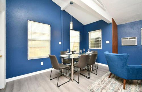 Cozy Cute Home 2BD and 1BR - Photo 17