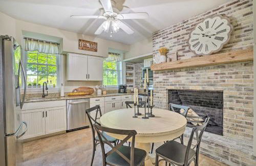 Upscale Country Home with Fire Pit in Taneytown! - Foto 10