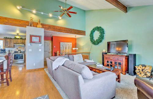 Silverthorne Ski Base with Mtn Views Walk to Trails - Foto 4