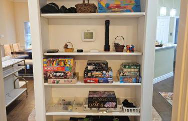 DFW Family Fun Retreat Game Room Pool Table Air Hockey Arcade Work Space Grill BBQ Firepit - Foto 30