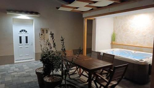 Tonina - private jacuzzi, free parking, terrace - Foto 5