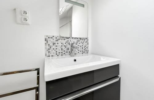 Douillet studio avec Wi-Fi, proche Transports - Photo 12