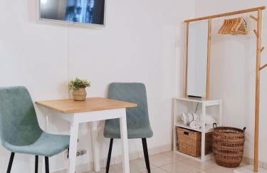 MINHA CASA SUA CASA - Cozy Little House, AC & WiFi - Foto 12