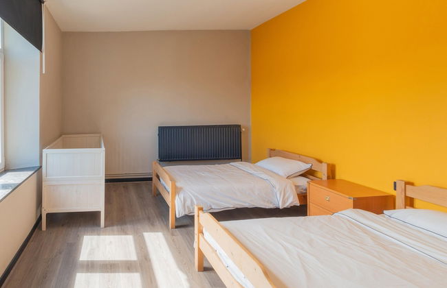 Elegant Home in Bievre With Garden - Foto 8