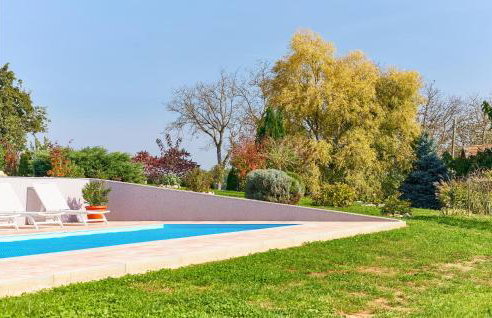 Amazing Home In Krizevci - Photo 15
