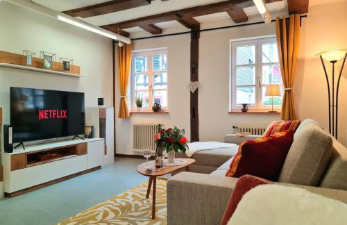 AVAHOME: Haus für 16, WLAN, Parkplätze, Netflix, Nespresso - Foto 7