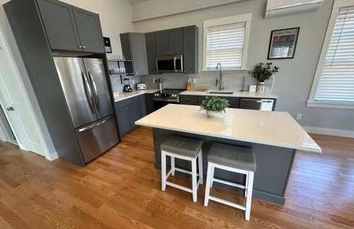 Brand New Construction! 3 Unit5 Bed Property - Foto 30