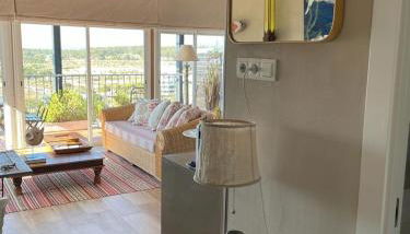 Sea Views Penthouse - Photo 2