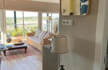 Sea Views Penthouse - Photo 2