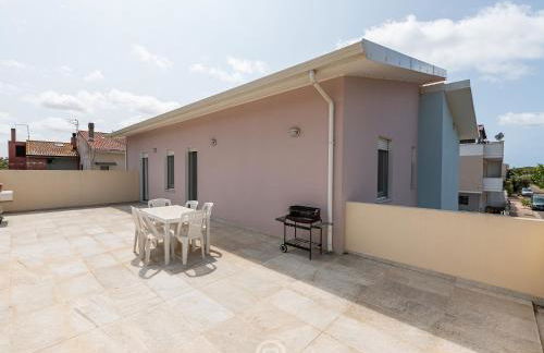 Sandy Retreat, Beachside Apartment with Terrace - Foto 2