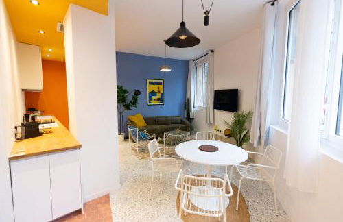 Arty & Chic 1BR 4P - Coeur de Marseille - AC - Foto 7