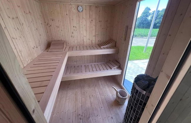 Holiday Homes With Sauna and Jacuzzi in Trzesacz-formerly TUI Ferienhaus - Photo 13
