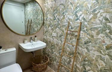 OCEAN APARTAMENT !! 1ª Línea del Mar, piscina, parking, wifi - Foto 32