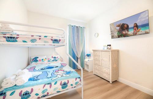 Stylish Retreat with Pool near The Parks - Foto 42