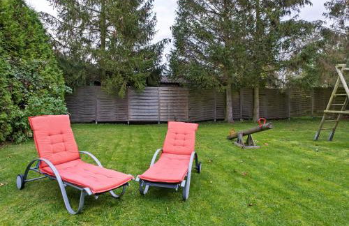 Cozy Coastal Escape with Garden - Foto 5