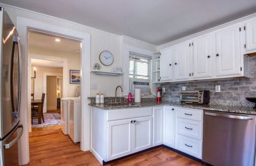 Spacious 6BR close to Portsmouth beaches and UNH - Photo 60