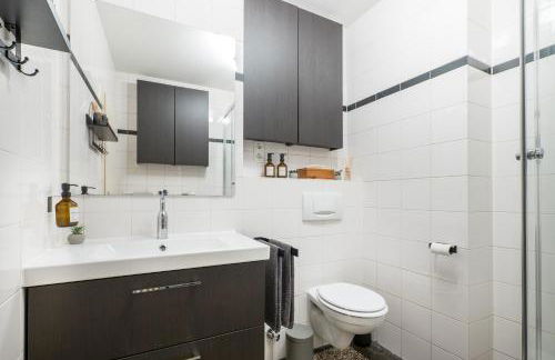 SCHWARZLINS LoftRaum - Stilvolles Apartment mit Smart TV, NETFLIX, Disney Plus, schnellem WLAN, Parken, Nespresso - Foto 7