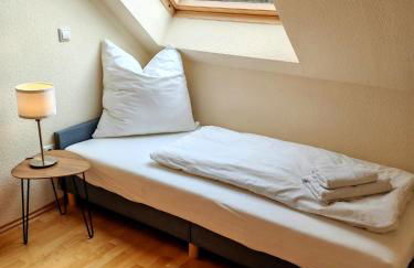 Großes Gruppenhaus nahe LEGOLAND 6 Schlafzimmer Parkplatz & WLAN - Foto 9