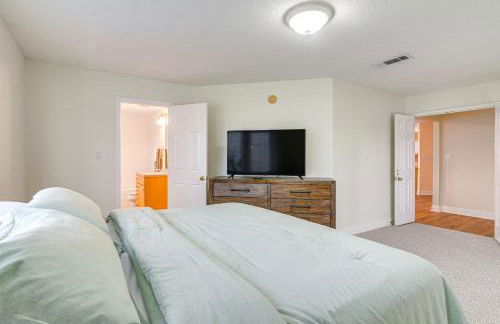 Downtown Kemah Rental about 3 Blocks to Boardwalk! - Foto 10