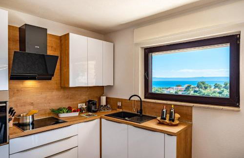 Villa Kadena - Luxury Seaside Villa with Private Heated Pool - Photo 25