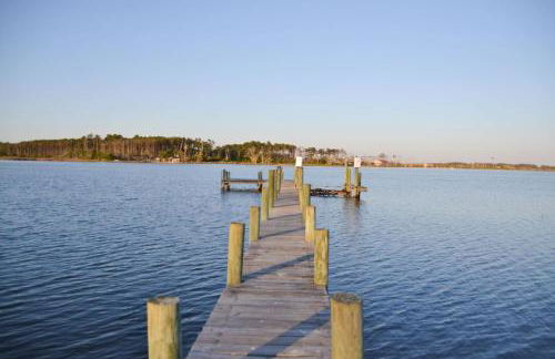 Waterfront Home 3BR King bed Private Dock - Foto 4