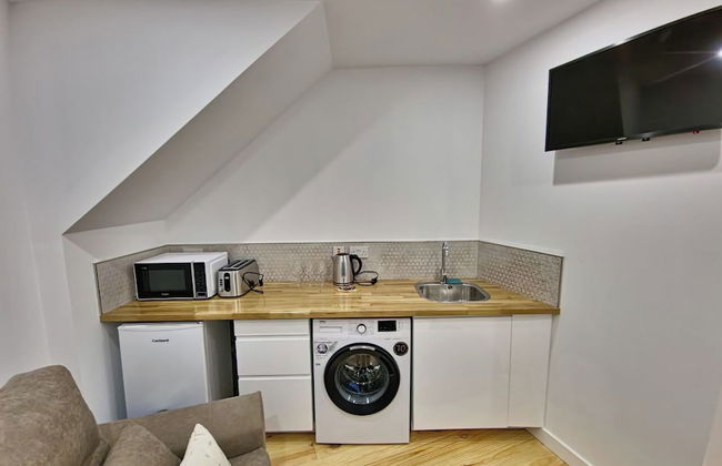 Main Street Suites-Hosted by Sweetstay - Photo 33