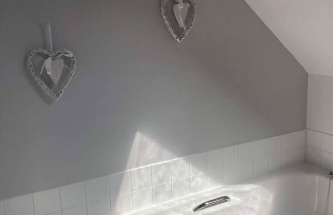 Immaculate 5 Bedroom House Outside Stornoway - Photo 23