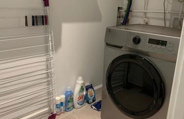 Studio calme avec Parking accès rapide Eurexpo Le Chasseland - Foto 22