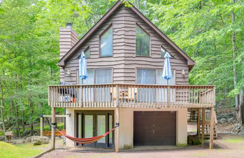 Fire Pit and Games! Secluded Chalet 30 Mi to Montage - Foto 1