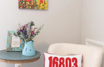 Large Luxury Home with Media Room and Game Room - 10 mins to Campus & Stadium - Foto 52