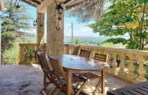 Amazing Home In Aramon - Foto 8