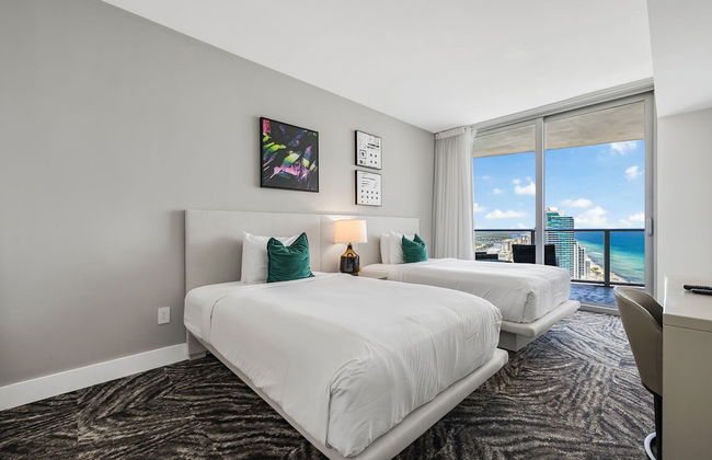 Luxury Beachfront Condos in Hollywood - Foto 37