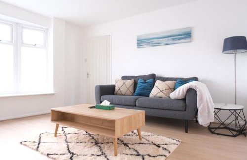 Comfy, Modern, 3 Bed House - Free Parking - Quiet Area - Near Solihull, NEC, Airport - Foto 17