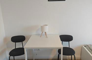 Siegen - Geisweid Work and stay Neu Modernisiert 2 Schlafzimmer Badezimmer Balkon - Foto 7