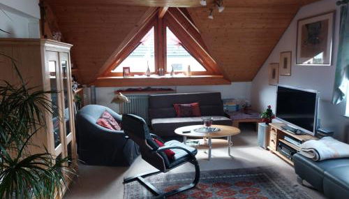 Schöne Dachwohnung - Foto 5