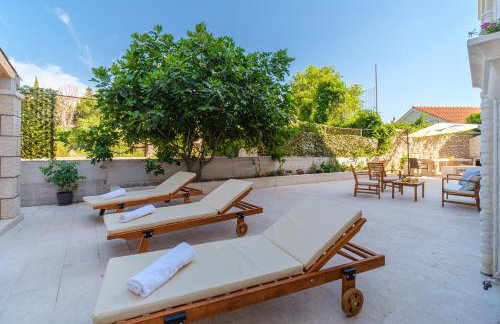 Luxury Stone Villa Nevija with heated pool - Photo 10