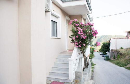 Anamniseis - Foto 12