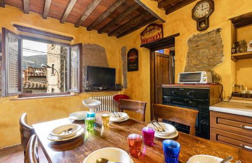 3 Bedroom Cozy Home In Sorana - Foto 7