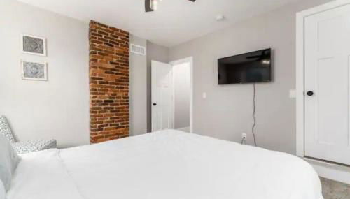 2 homes side by side downtown with fenced yard and hot tub - Foto 5