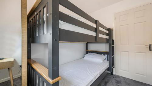 Stylish 4 Bed Trentham Retreat with Pool Table - Foto 5