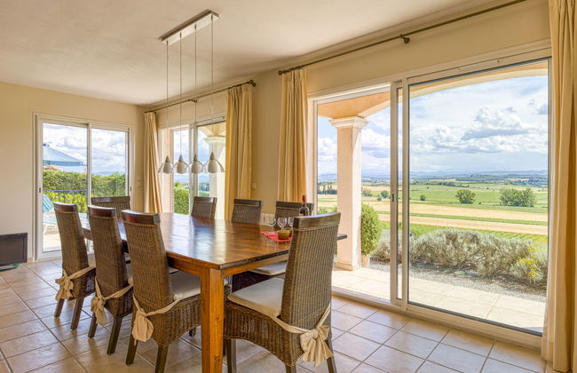 4 bedroom House in Cailhau with private pool and garden - Photo 8