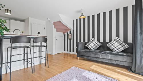 Lotus Haus - Wellington Homes - 4 BDR With Gated Parking - Foto 3