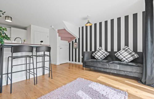 Lotus Haus - Wellington Homes - 4 BDR With Gated Parking - Foto 3