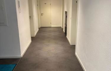 Modernes Zimmer am Campus 3 mit Gemeinschaftsbad - Foto 9