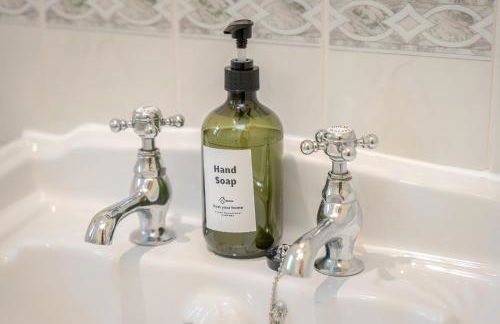 Pendle View Gatehouse Lakeside Stay - Photo 20