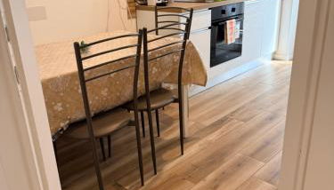 Melannie's Apartment 2 - Photo 2