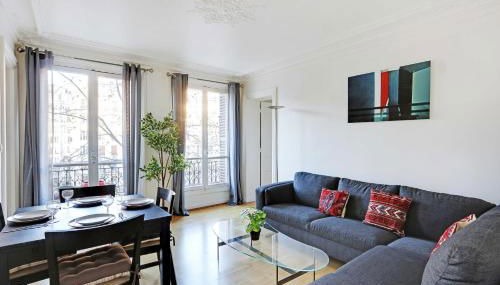 Experience the Parisian Lifestyle: 2BR Near Porte Maillot - Foto 4