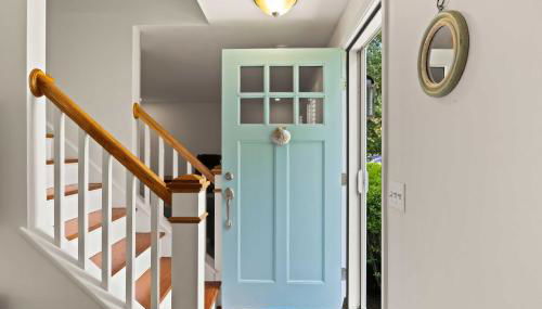 3 Bicycles Provided! Cape Cod Cottage with Deck - Foto 4