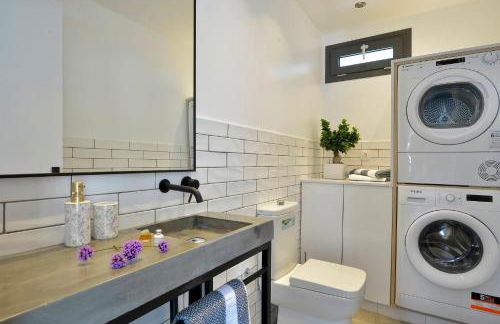 Villa Flamingo - 4 bedrooms - Private Pool - Next to renowned Issos Beach & Lake Korission - Photo 20