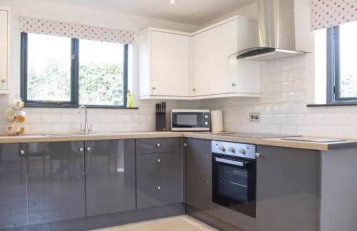 Hill View Lodge - Photo 14